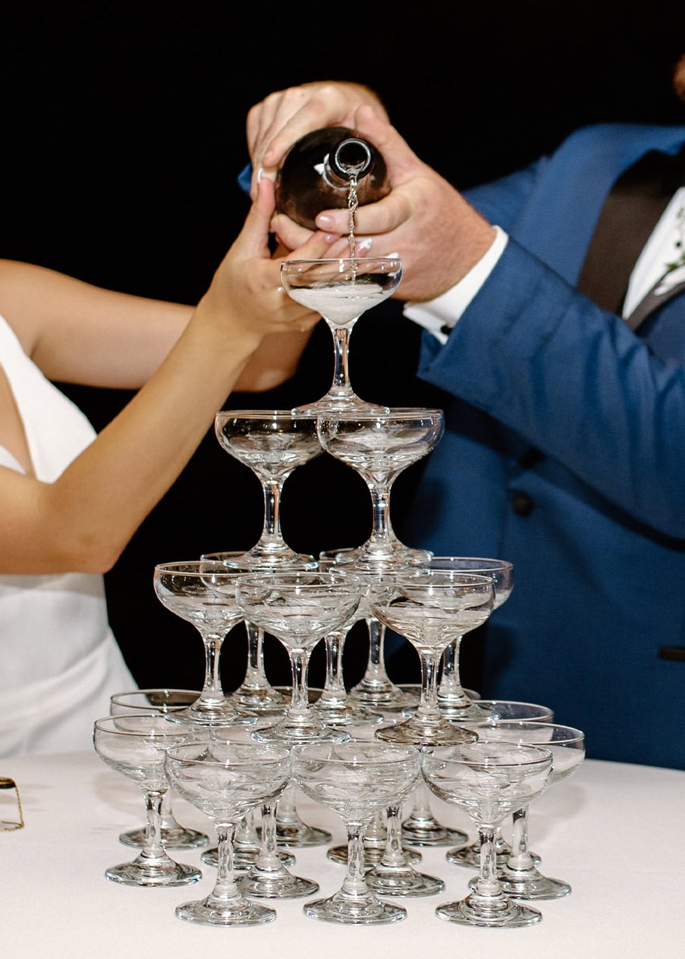 champagne-tower