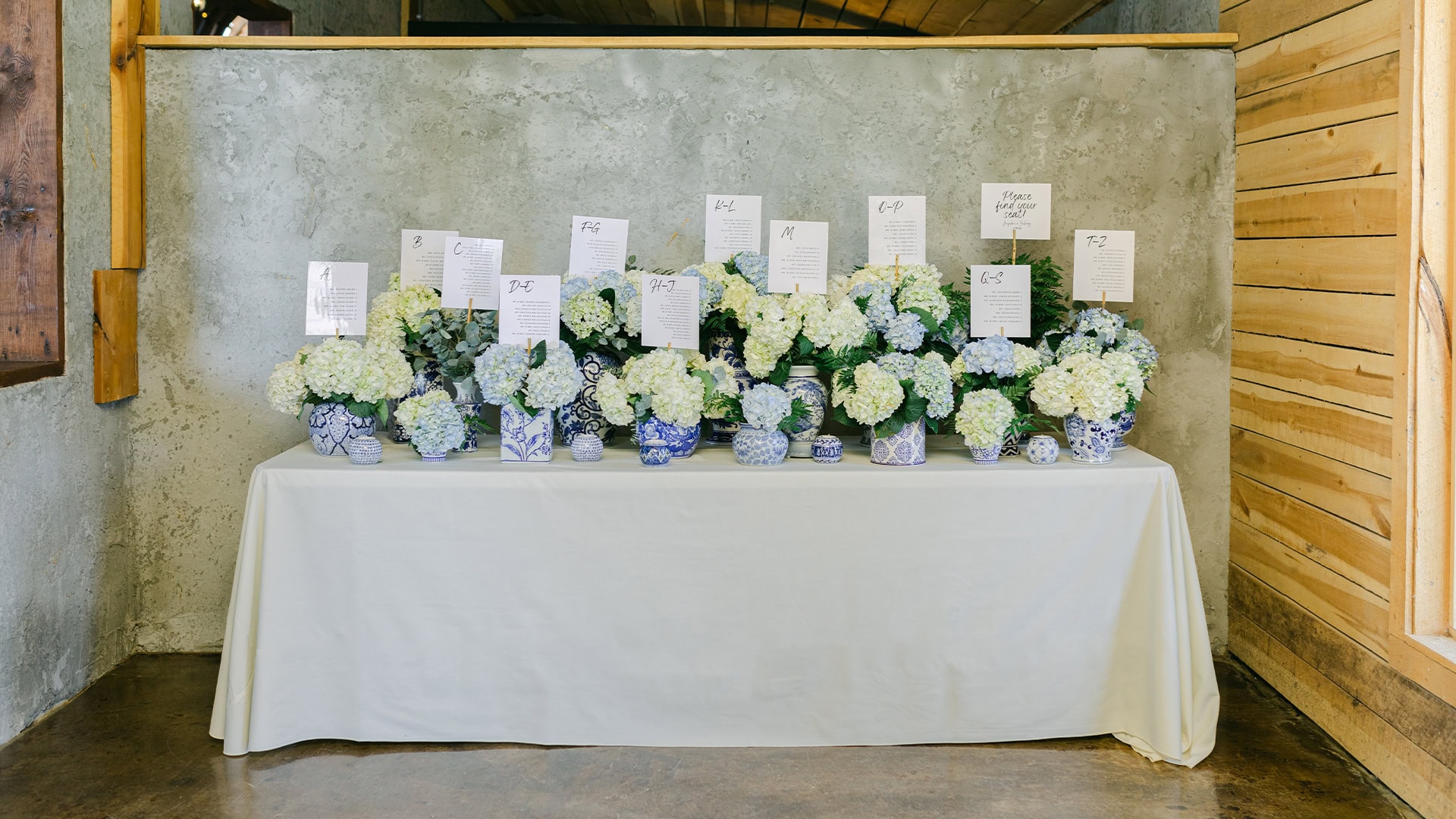 hydrangea-table-seating-chart
