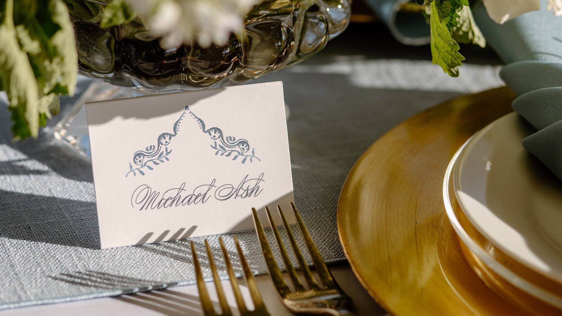 name-plate-table-setting