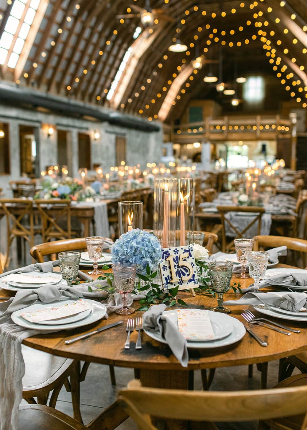 spring-garden-reception-table-decor